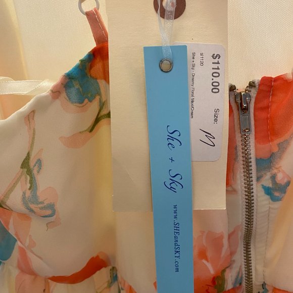 She + Sky Floral Dress - NWT - Picture 4 of 5
